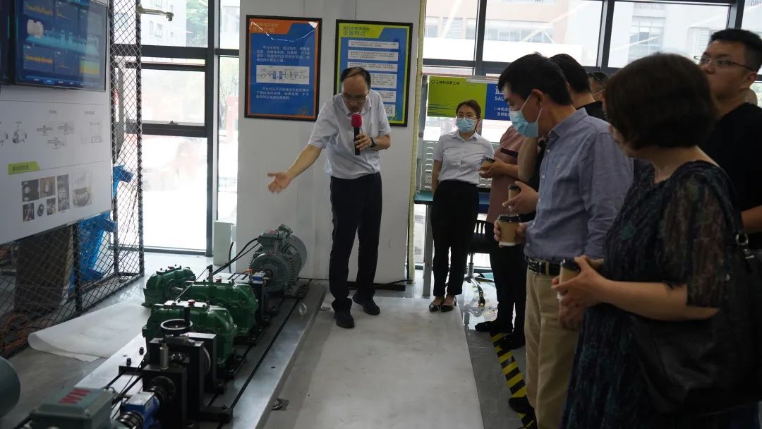 微特承辦的兩項國家標準宣貫會在宜昌順利召開 22.jpg