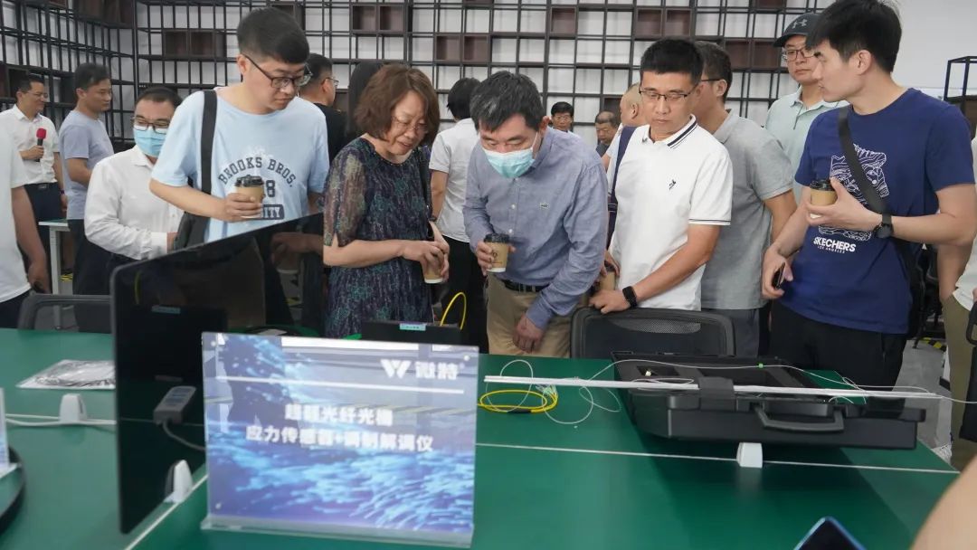 微特承辦的兩項國家標準宣貫會在宜昌順利召開 21.jpg