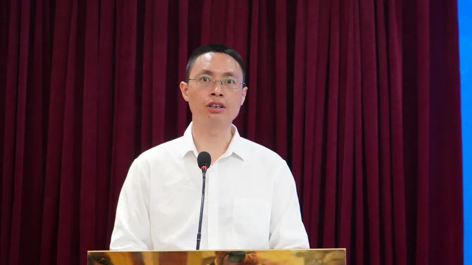 微特承辦的兩項國家標準宣貫會在宜昌順利召開 6.jpg