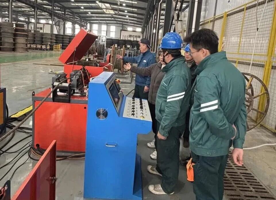 微特防扭鋼絲繩無損監(jiān)測系統(tǒng)及自動維保系統(tǒng)在電力行業(yè)廣泛應用